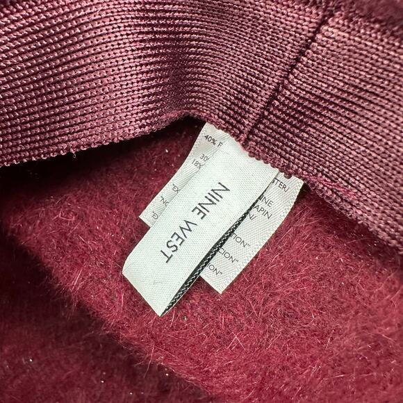 Nine West Maroon Wool Blend Rabbit Angora Bucket Hat Winter Cloche 12th man pin - Picture 4 of 7